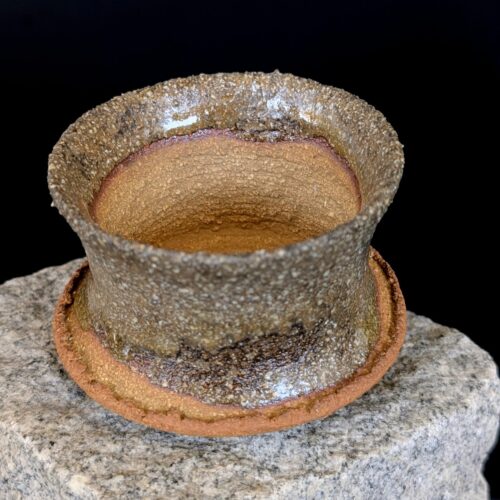 Tsuchi Morgentau handgefertigter Wabi-Sabi Whiskey Tumbler mit Rhein-Muschelglasur und Tropfeneffekten