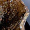 Rhein-Muscheln und Rhein-Sand Glasur auf einer Wabi-Sabi Schale von WabiSui